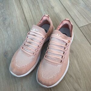 APL Techloom Breeze Pink Sneakers